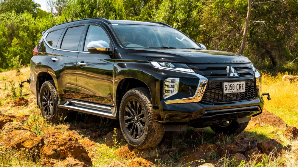 mitsubishi pajero sport